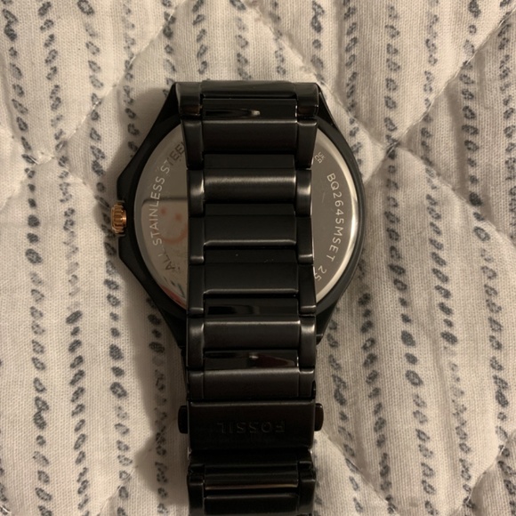 45MM Fossil watch - Picture 2 of 6